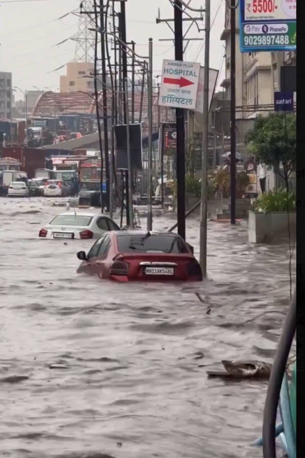  Heavy rain continues In Mumbai Photos11