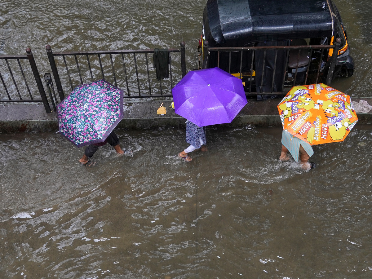  Heavy rain continues In Mumbai Photos6