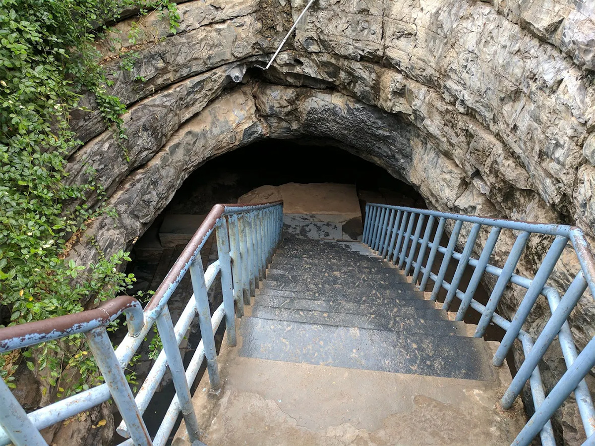 Belum Caves Nandyala district of Andhra Pradesh HD Photos2