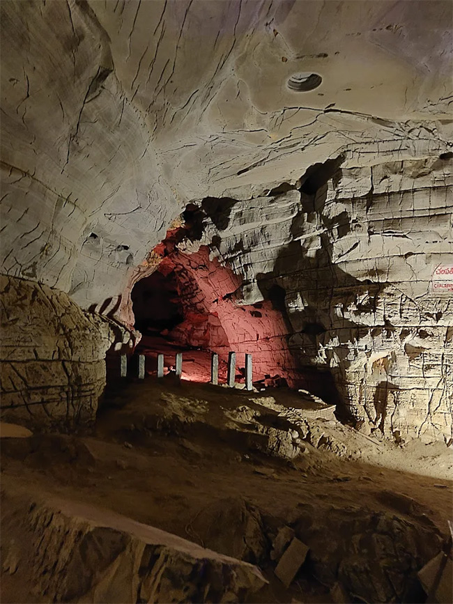 Belum Caves Nandyala district of Andhra Pradesh HD Photos25