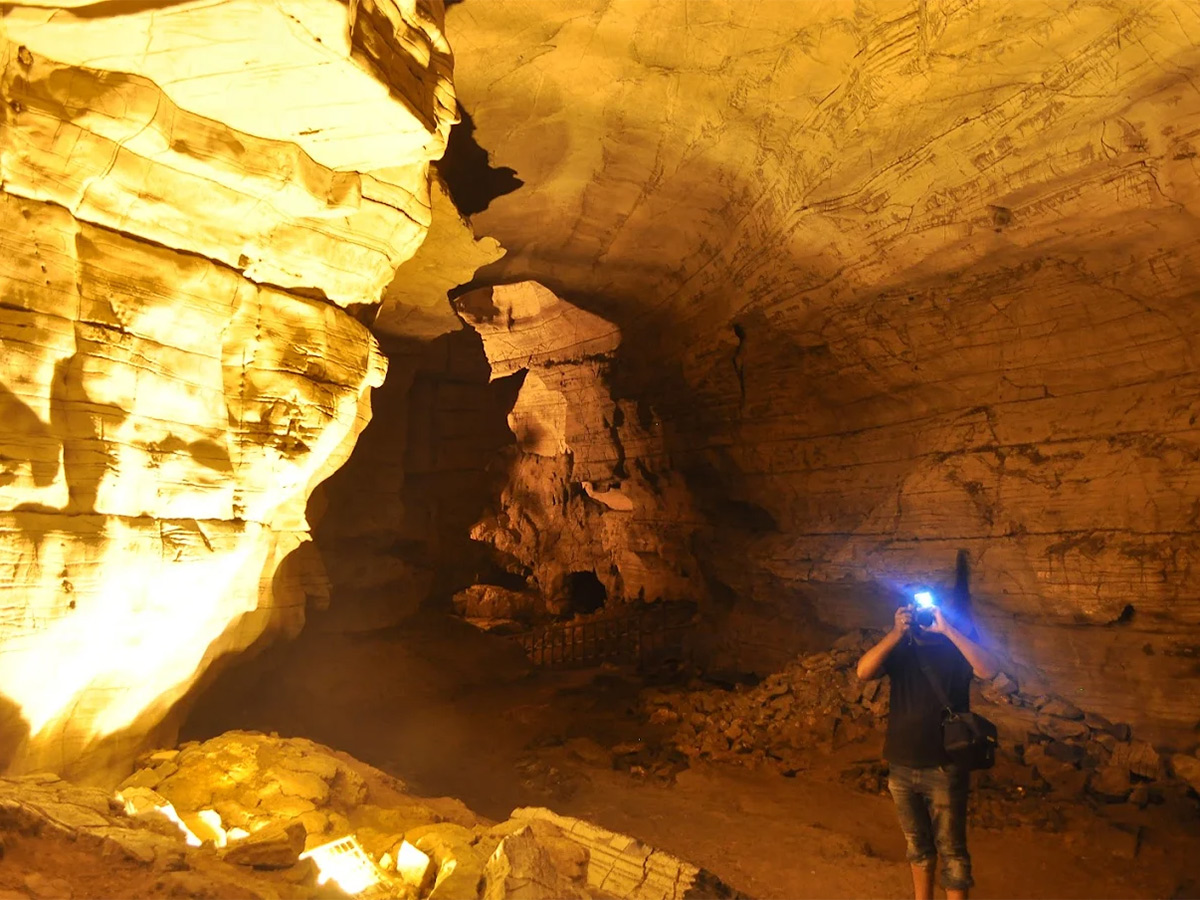 Belum Caves Nandyala district of Andhra Pradesh HD Photos6