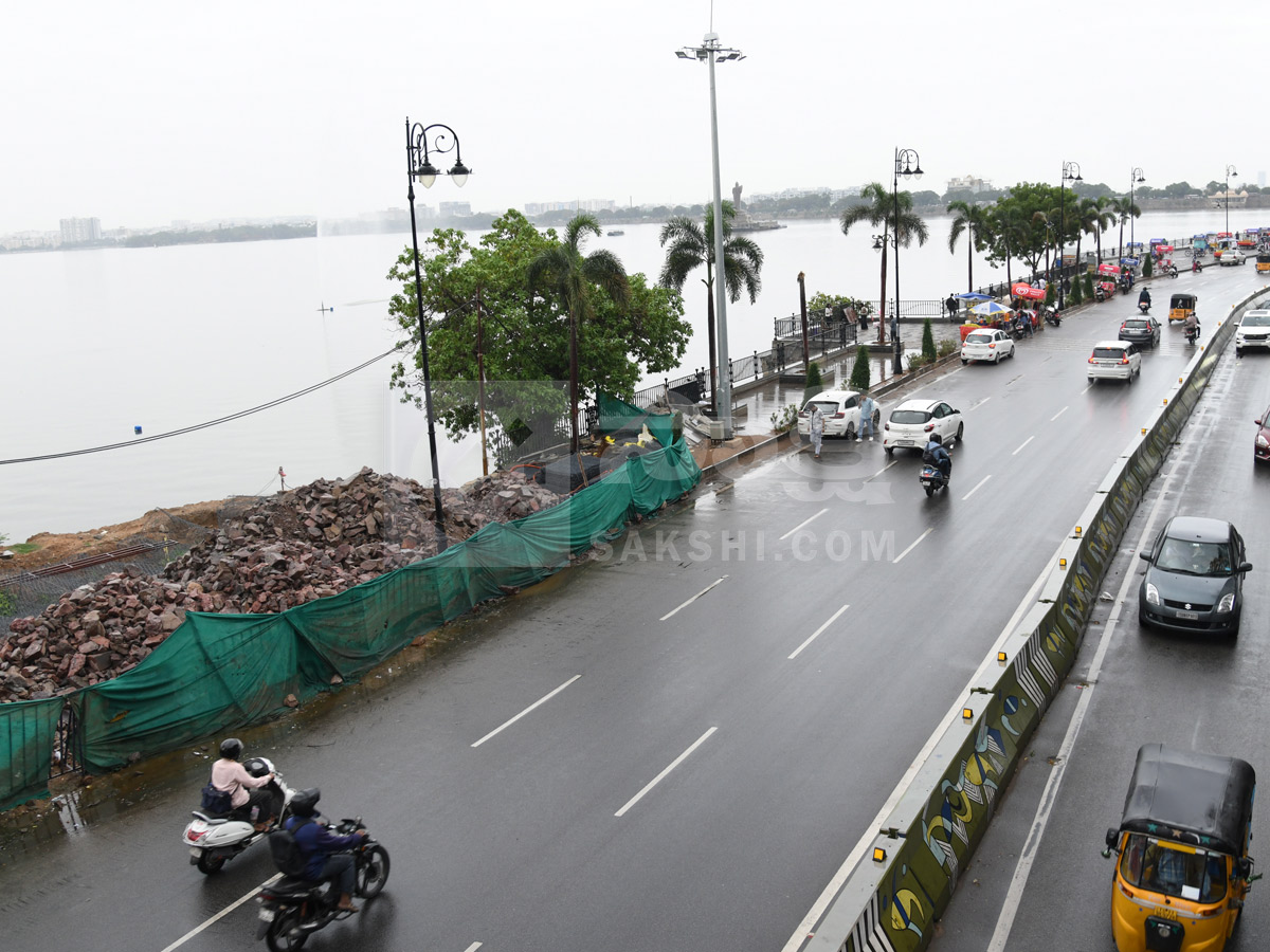 Heavy Rain In hyderabad Photos11