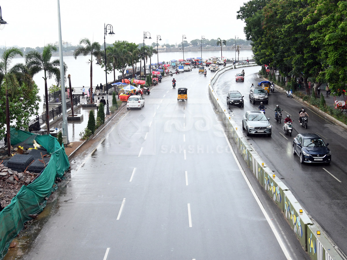 Heavy Rain In hyderabad Photos12