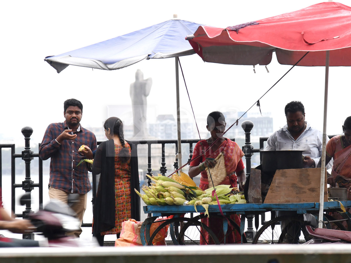 Heavy Rain In hyderabad Photos2