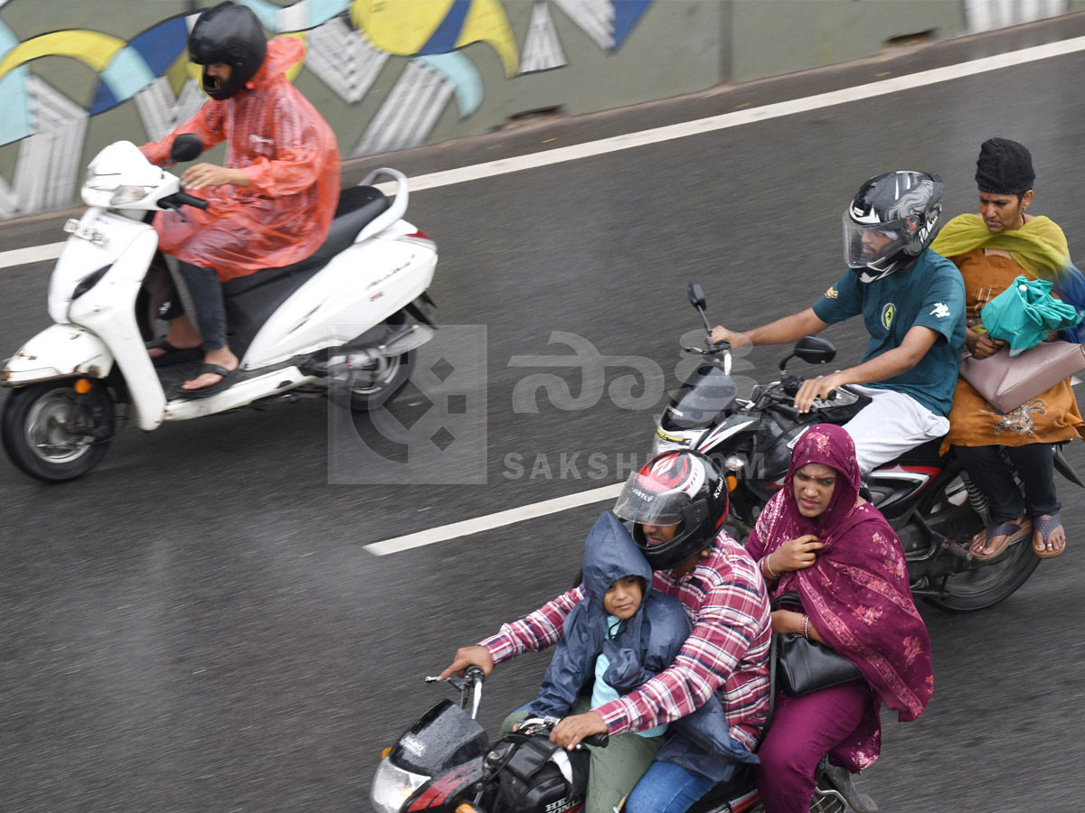 Heavy Rain In hyderabad Photos9