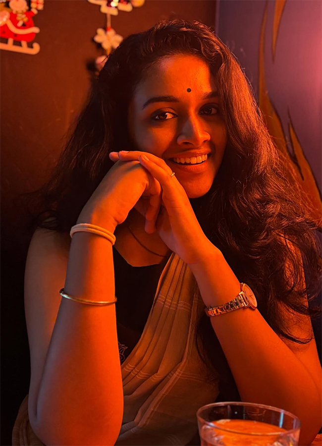 Tamil Child Artist Rakshana Viral Trending Photos14