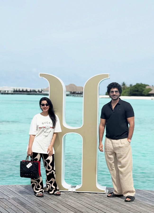 Hero-Heroine Couple Vacationing in the Maldives (Photos)3