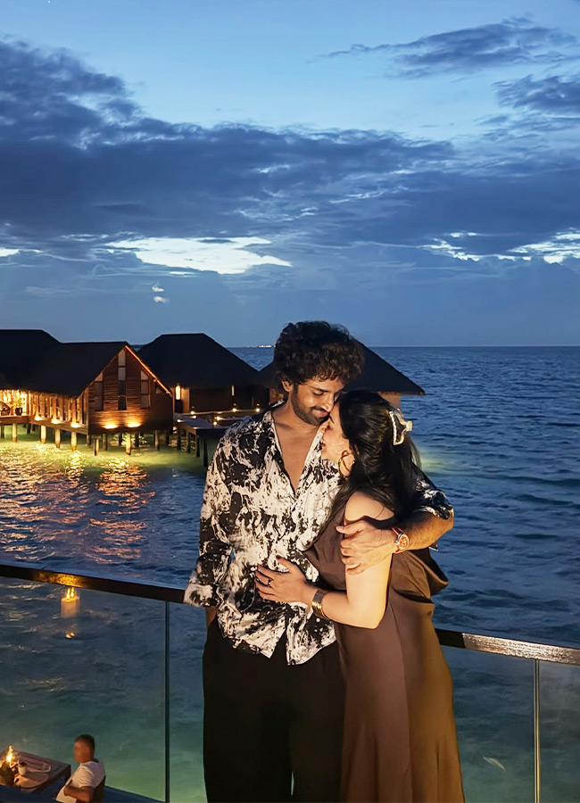 Hero-Heroine Couple Vacationing in the Maldives (Photos)7