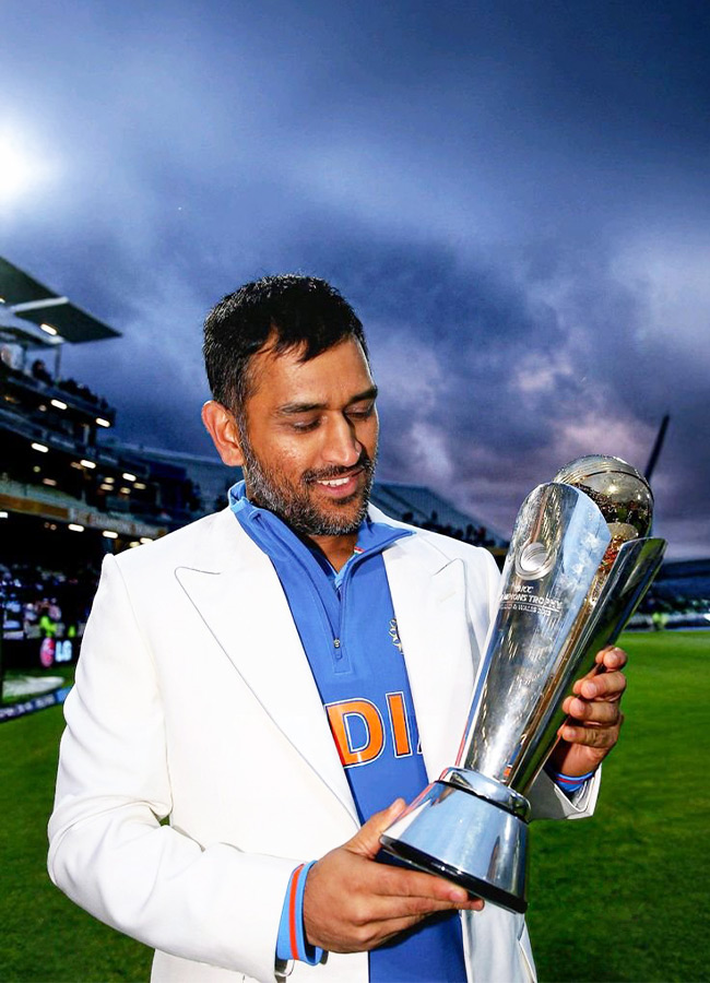 "Legendary Captain 'Mr. Cool' MS Dhoni: Rare Photos"3