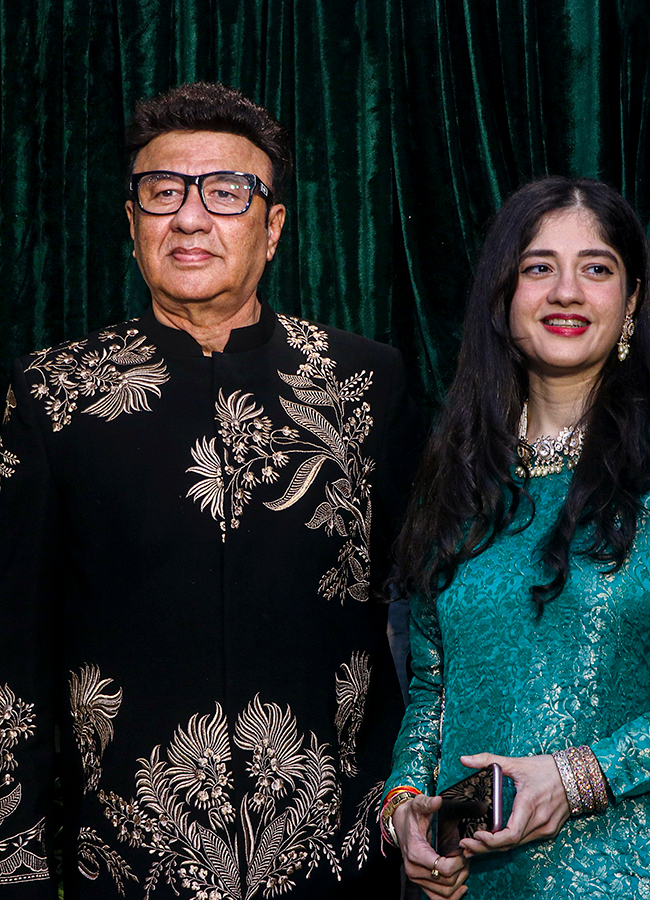Boney Kapoor Daughter Anshula Kapoor Wedding Reception Viral Photos13