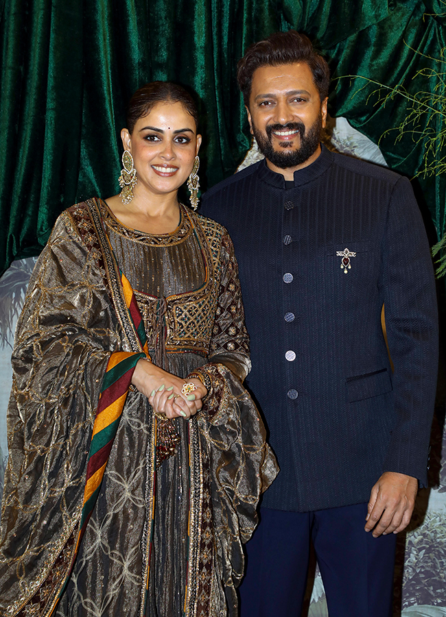 Boney Kapoor Daughter Anshula Kapoor Wedding Reception Viral Photos19