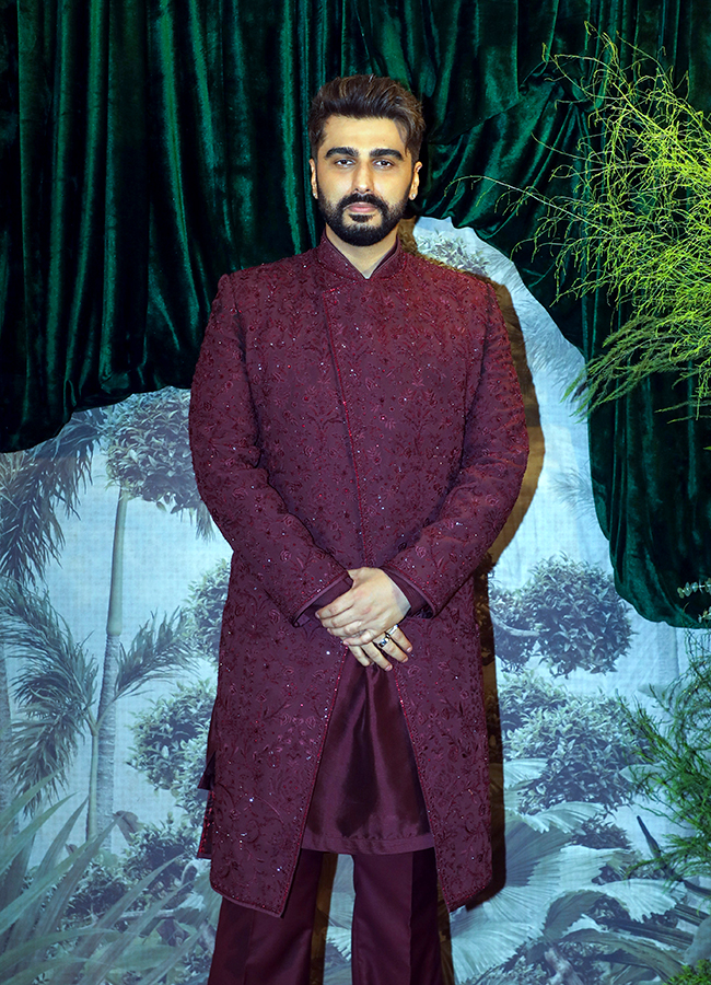 Boney Kapoor Daughter Anshula Kapoor Wedding Reception Viral Photos8