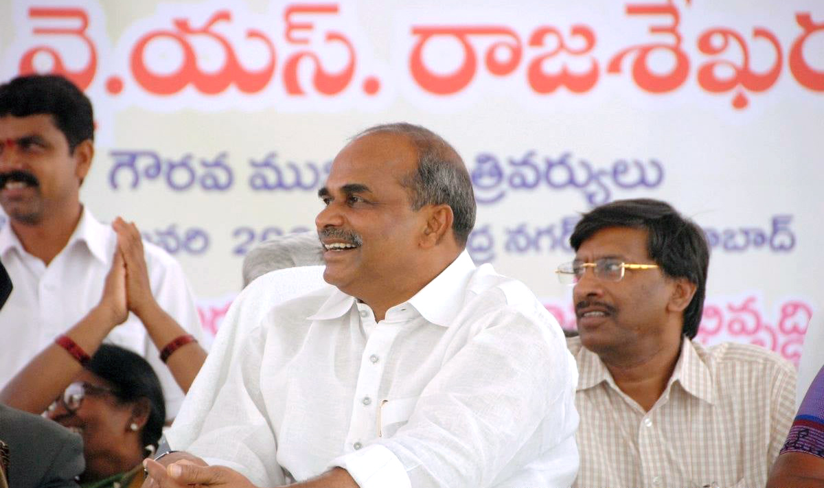Remembering YS Rajasekhara Reddy on His Birth Anniversary Photos10