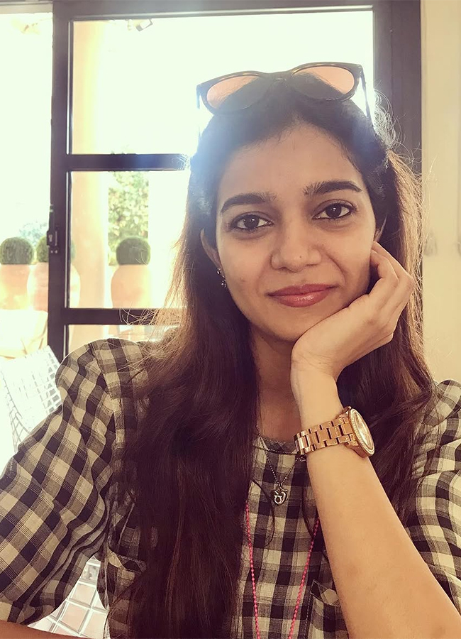Colors Swathi announces marriage to director Srikanth Nagothi20