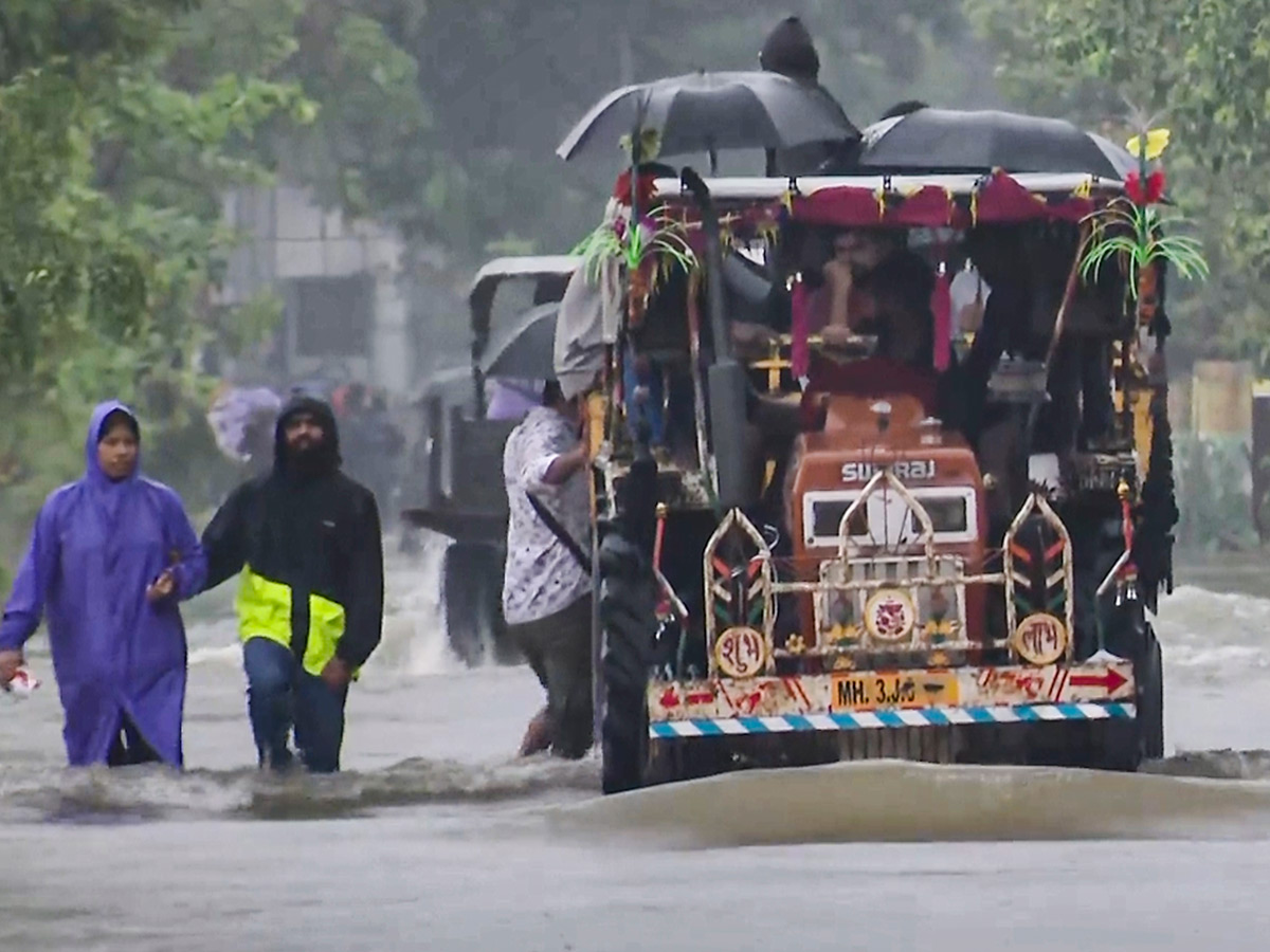 Heavy Rains in Maharashtra Viral Photos18