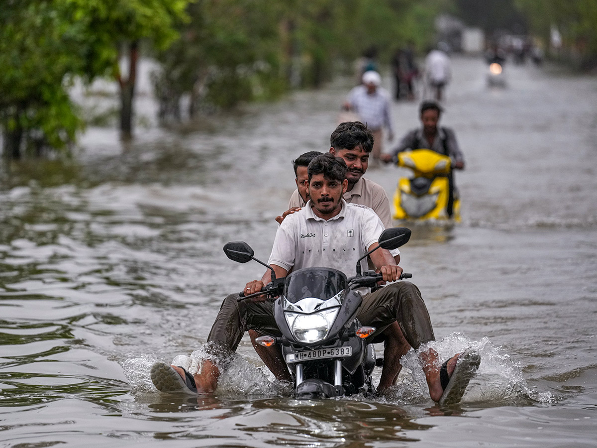 Heavy Rains in Maharashtra Viral Photos27