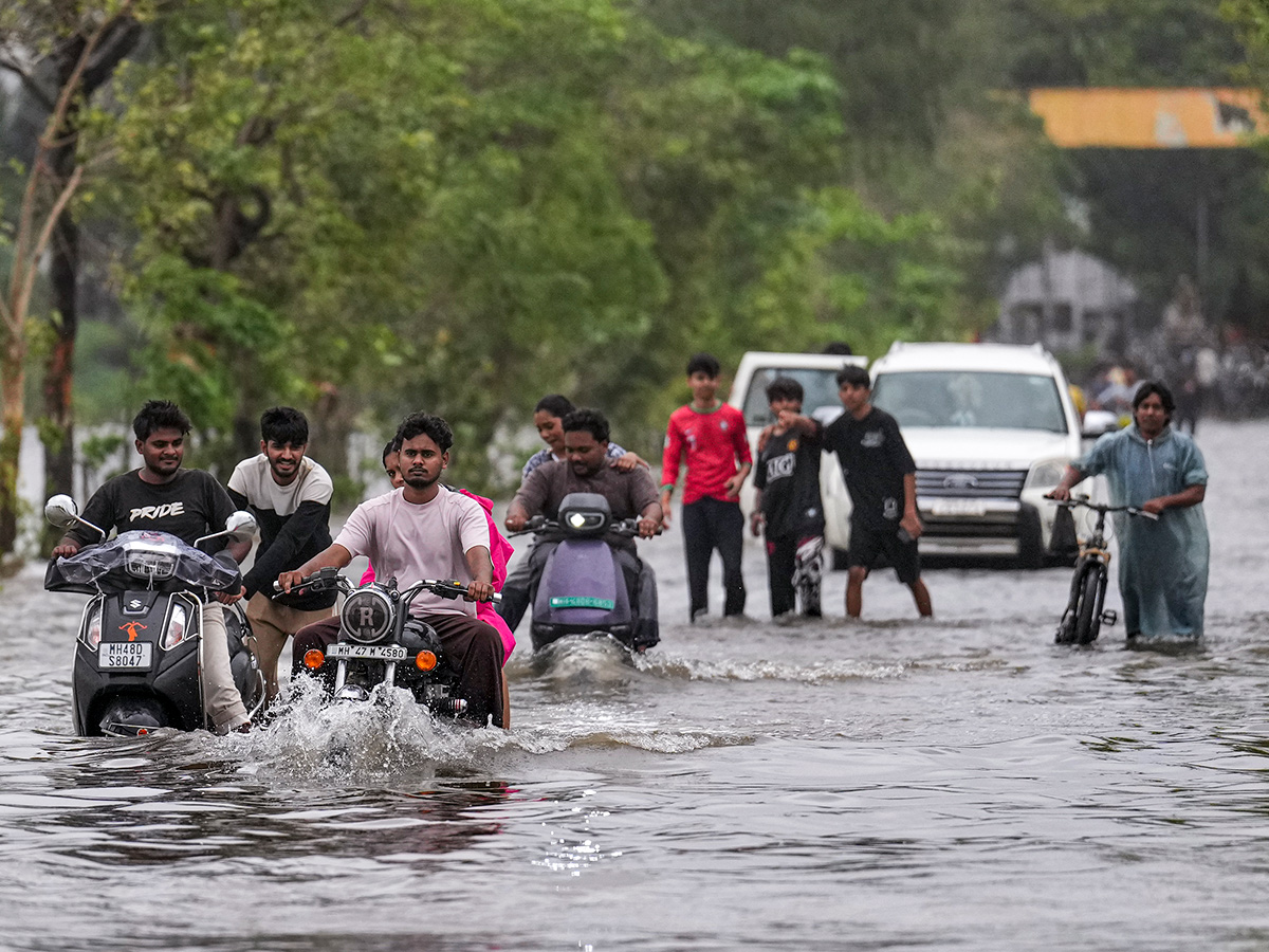Heavy Rains in Maharashtra Viral Photos3