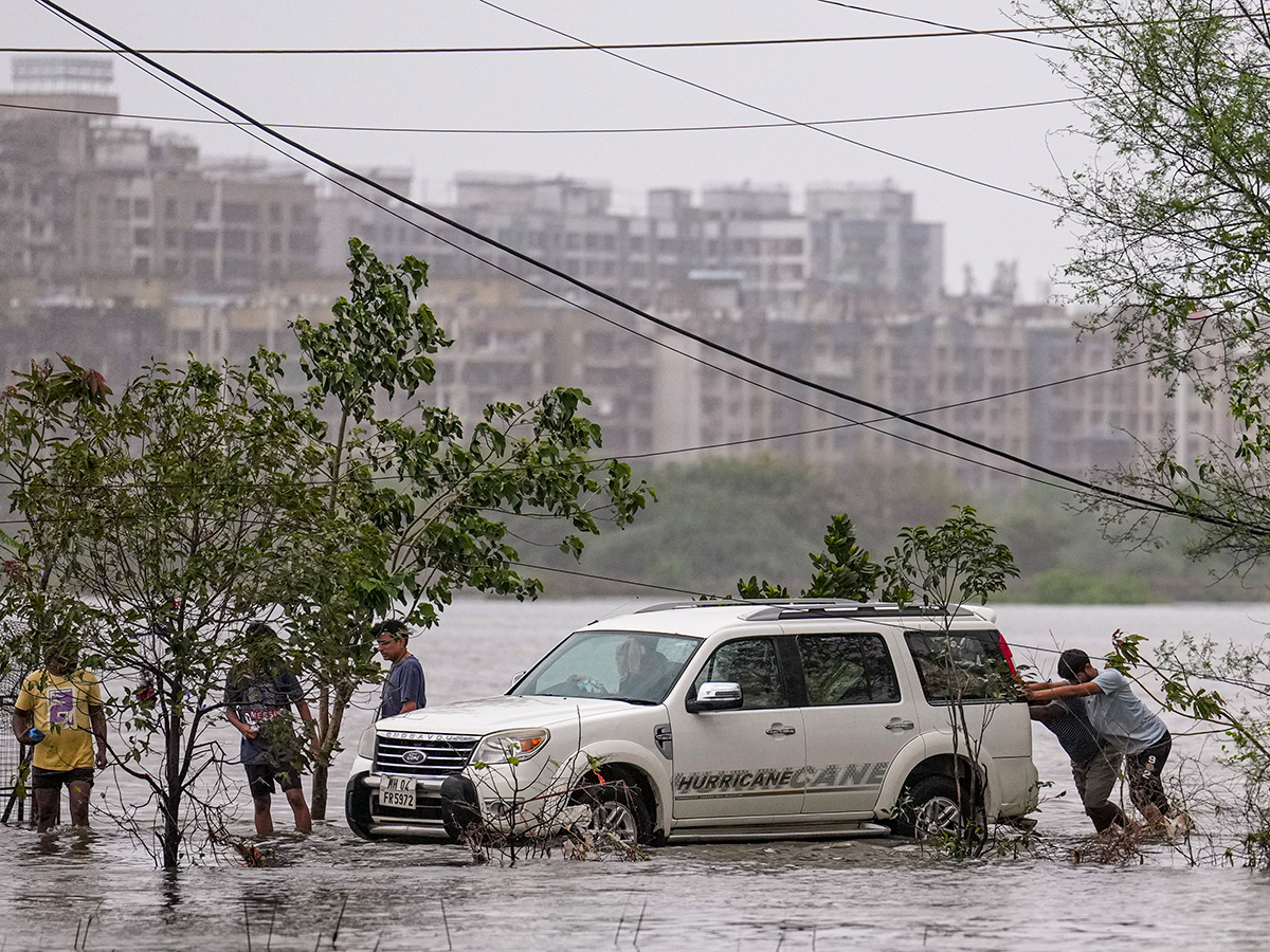 Heavy Rains in Maharashtra Viral Photos30