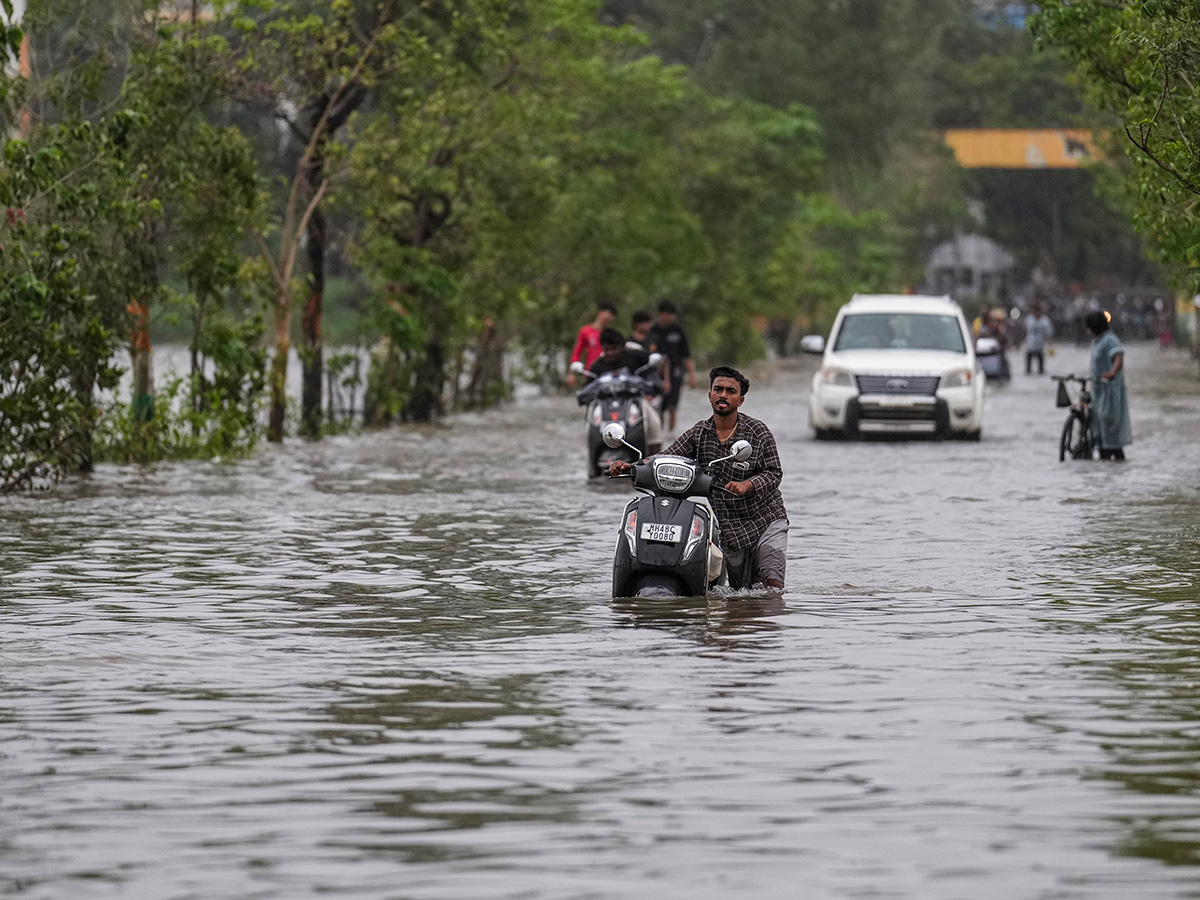 Heavy Rains in Maharashtra Viral Photos4