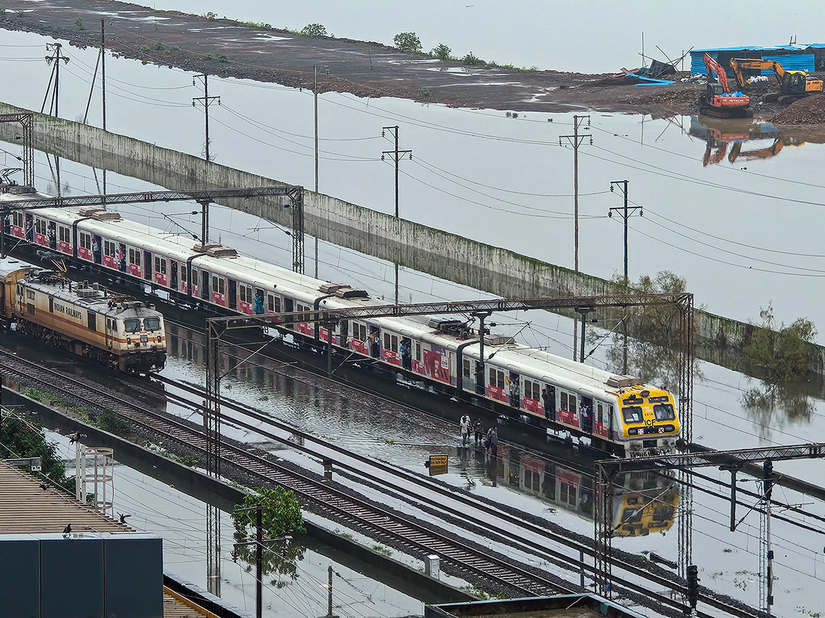 Heavy Rains in Maharashtra Viral Photos9