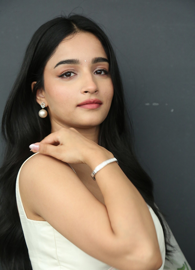 Actress Vishakha Dhiman Latest Exclusive Photos16