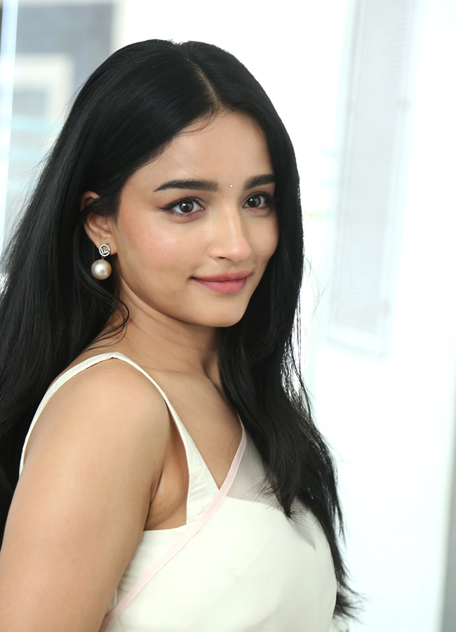 Actress Vishakha Dhiman Latest Exclusive Photos7