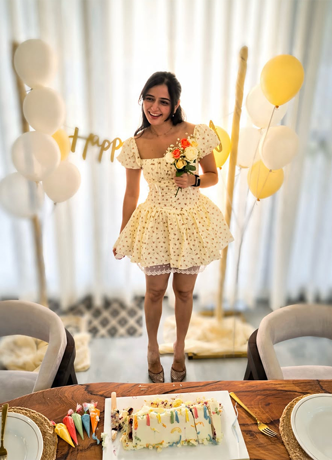 Actress Ashika Ranganath birthday party photos viral17