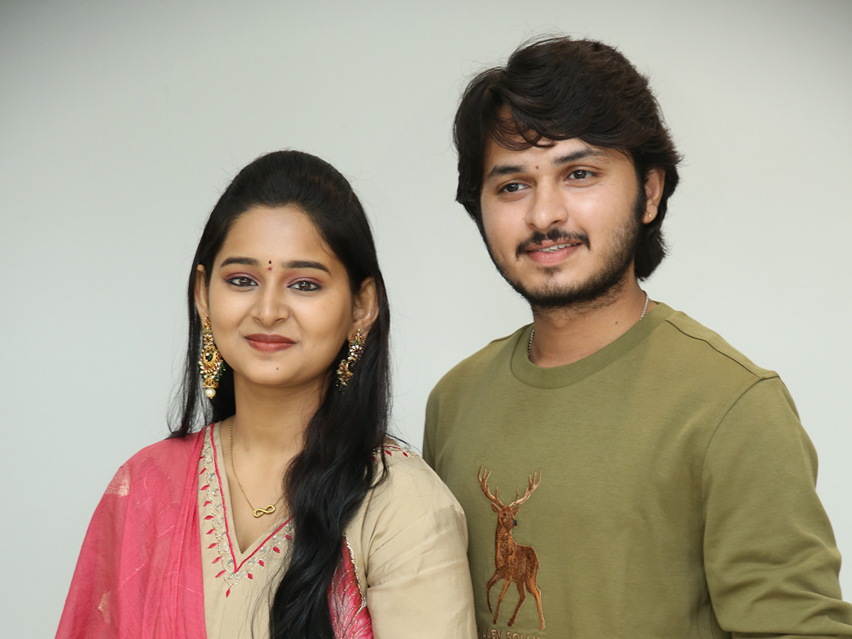Hushar Pittalu Movie Trailer Launch Event HD Photos14