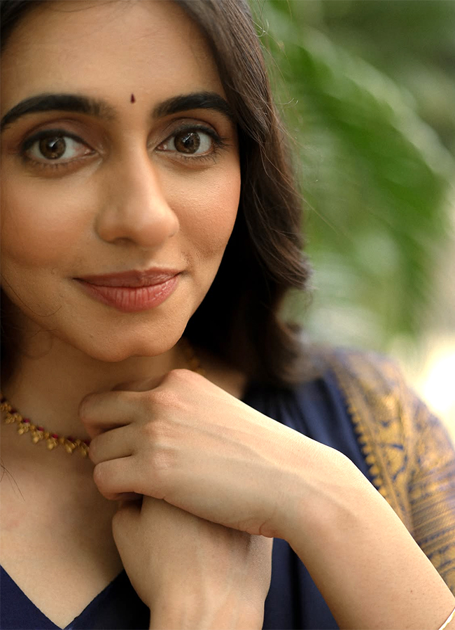 Tollywood Actress Maanasa Choudhary HD Viral Photos7