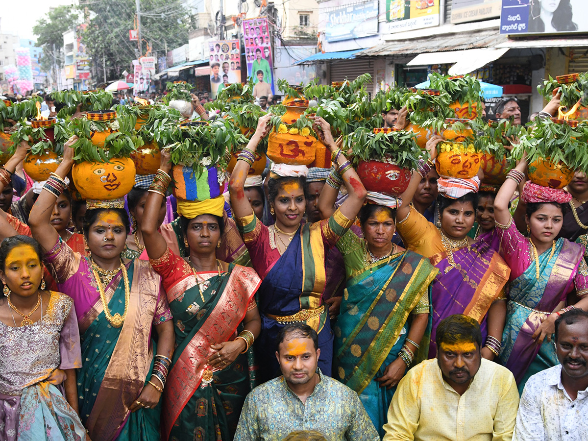bonalu 2026 celebrations in hyderabad11