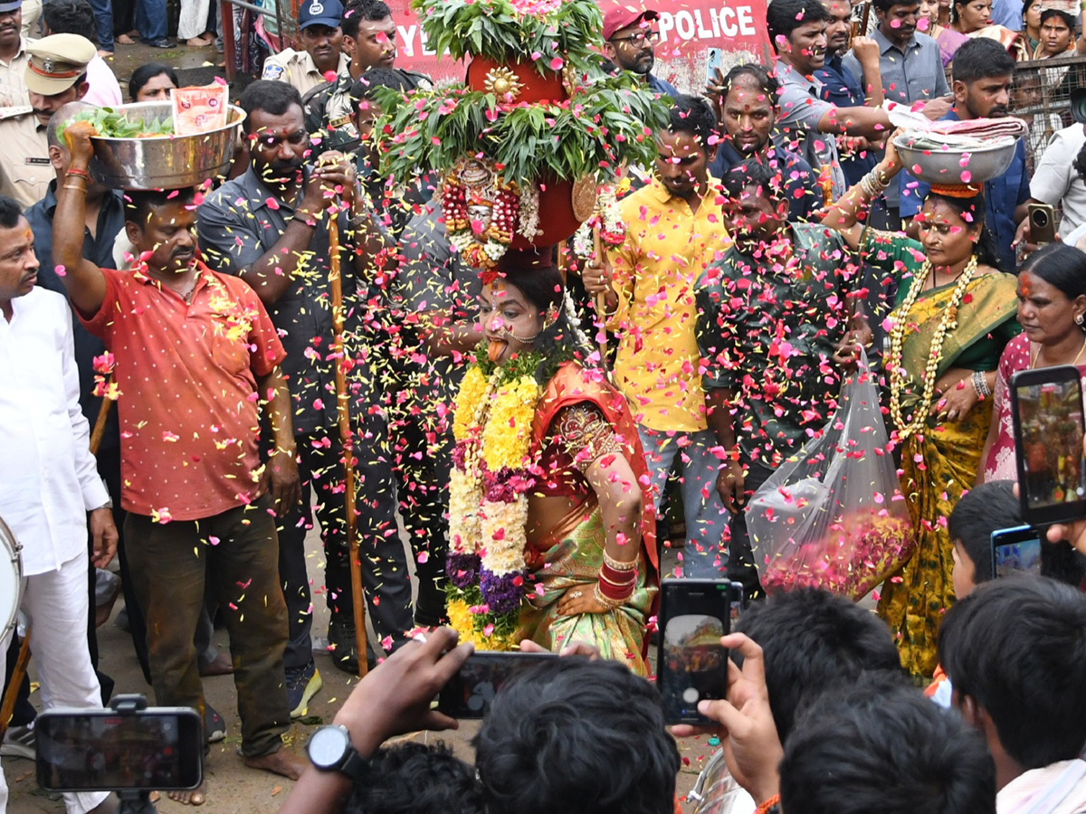 bonalu 2026 celebrations in hyderabad16