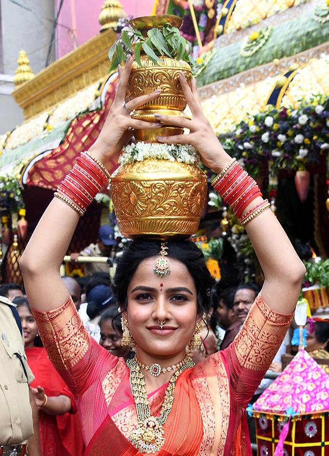 bonalu 2026 celebrations in hyderabad5