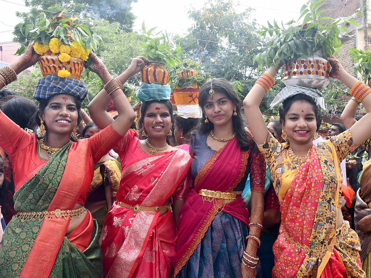 bonalu 2026 celebrations in hyderabad7