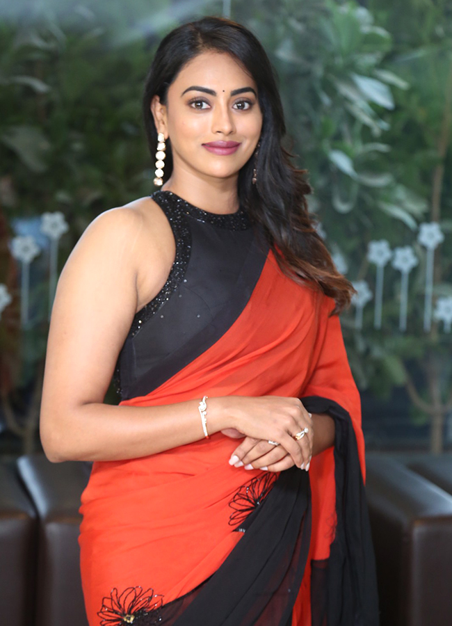 Actress Kamakshi Bhaskarla In Agadha Movie Pre Release Event6