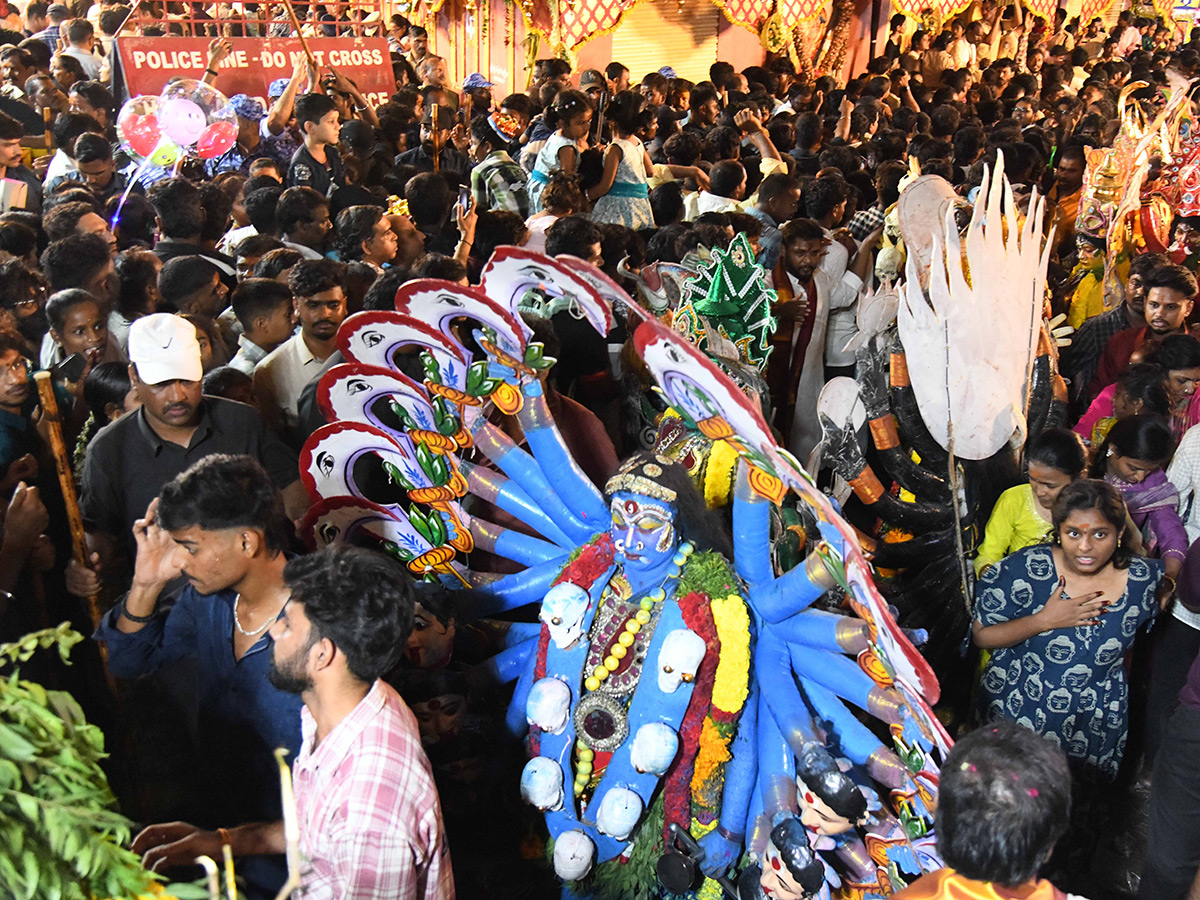 Hyderabad : Lal Darwaza Bonalu 2026 HD Photos11
