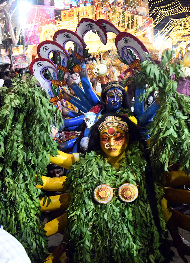 Hyderabad : Lal Darwaza Bonalu 2026 HD Photos22