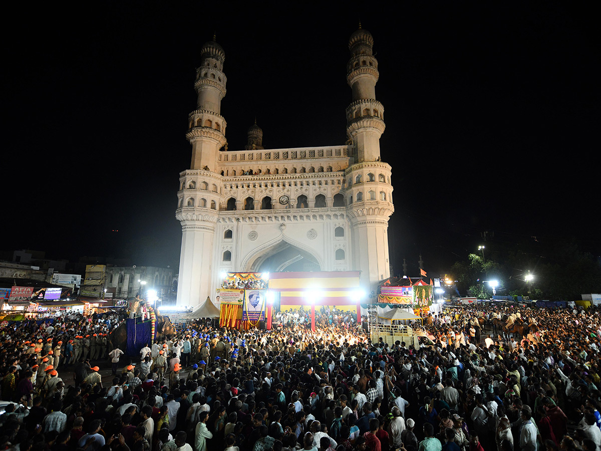 Hyderabad : Lal Darwaza Bonalu 2026 HD Photos5