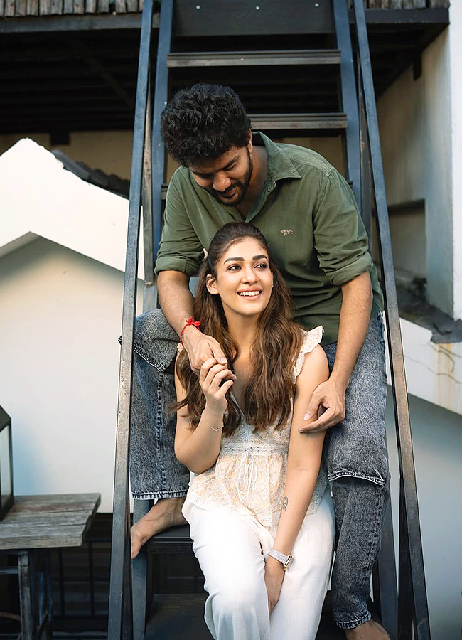 Nayanthara Love Filled Poses with Young Hero Photos8