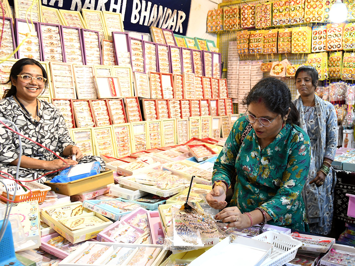 Rakhi festival buzz begins in Hyderabad shops10