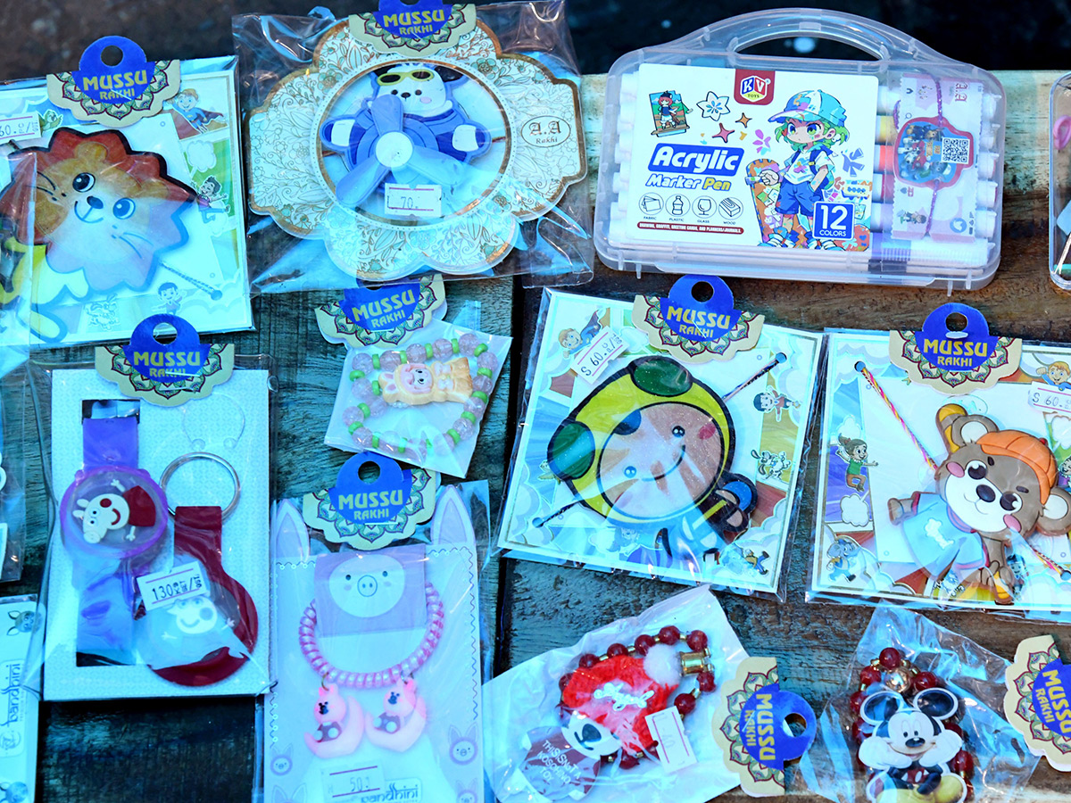 Rakhi festival buzz begins in Hyderabad shops9
