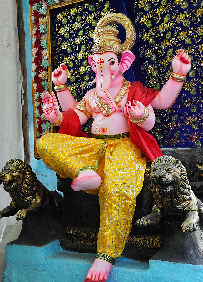 Ganesh Chaturthi 2026 Celebrations Begins in Hyderabad18