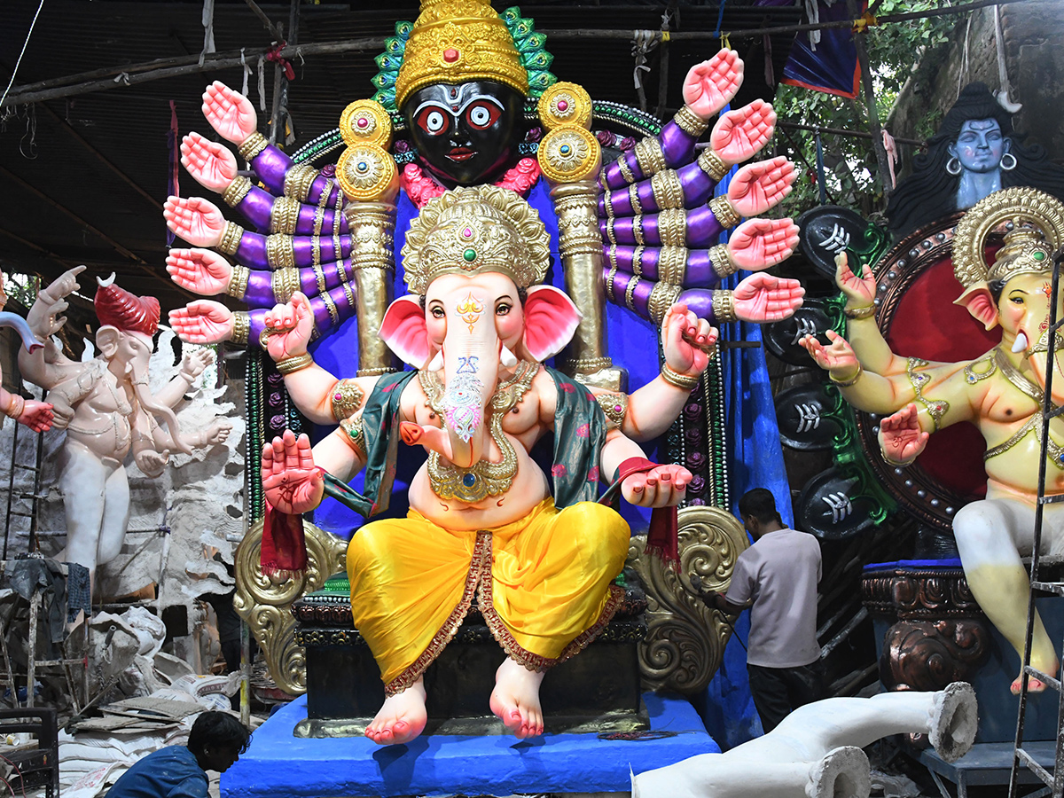Ganesh Chaturthi 2026 Celebrations Begins in Hyderabad31