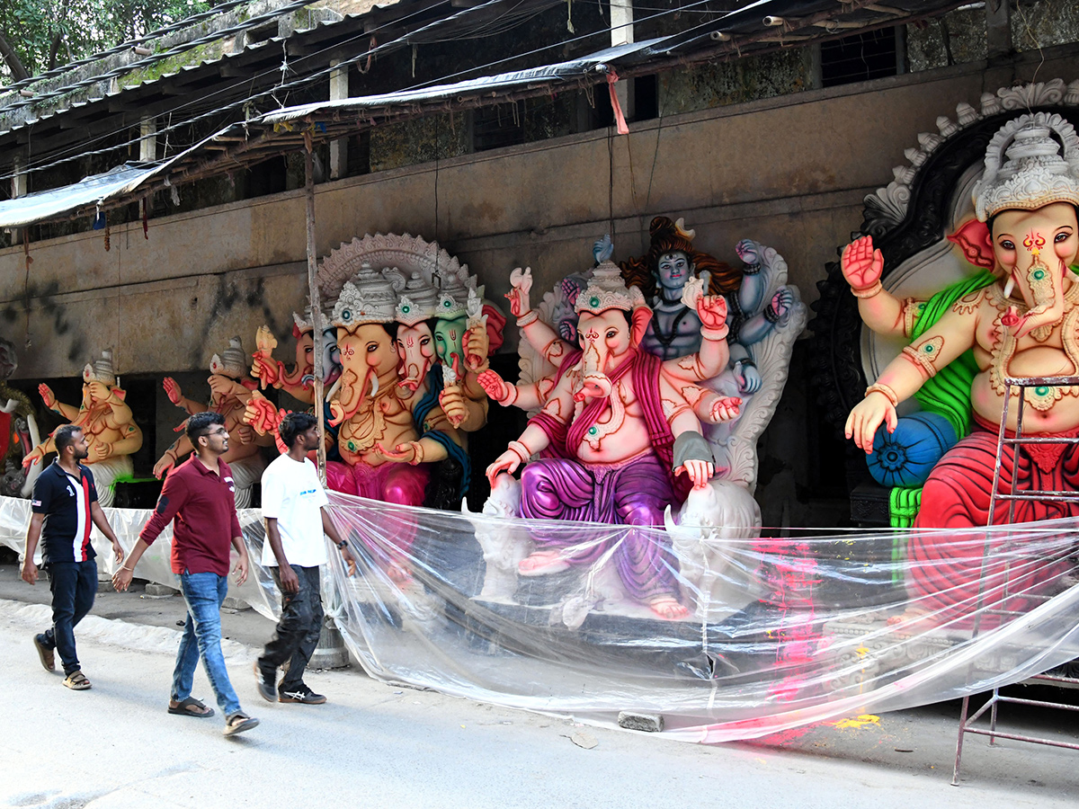 Ganesh Chaturthi 2026 Celebrations Begins in Hyderabad4