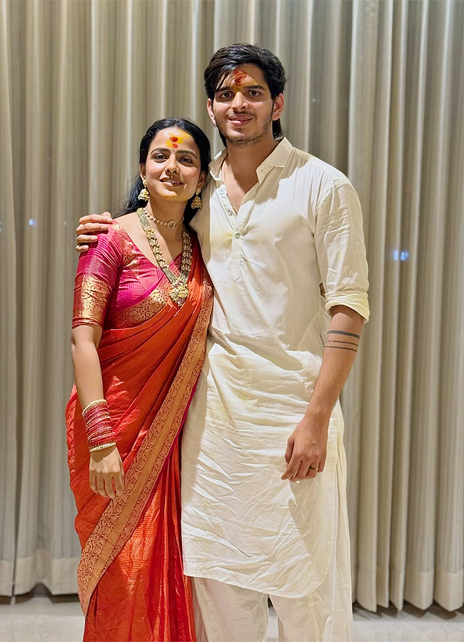 Vaishnavi Chaitanya Bonalu 2026 Celebrations With Family Viral Photos13