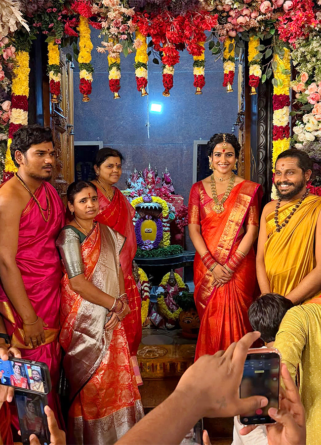 Vaishnavi Chaitanya Bonalu 2026 Celebrations With Family Viral Photos6