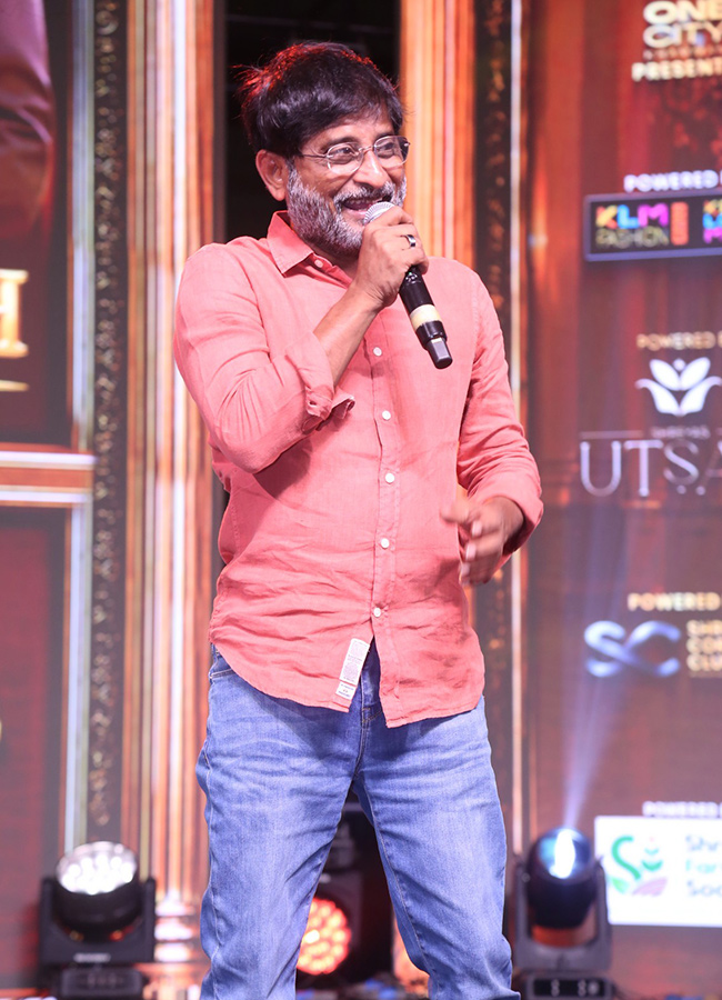 Vishwanath and Sons Movie Pre Release Event HD Photos26