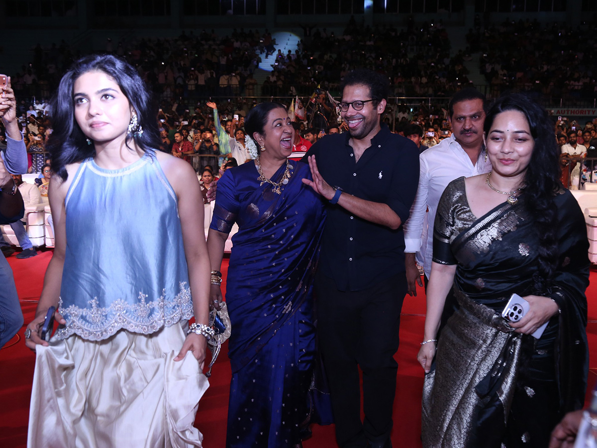 Vishwanath and Sons Movie Pre Release Event HD Photos5