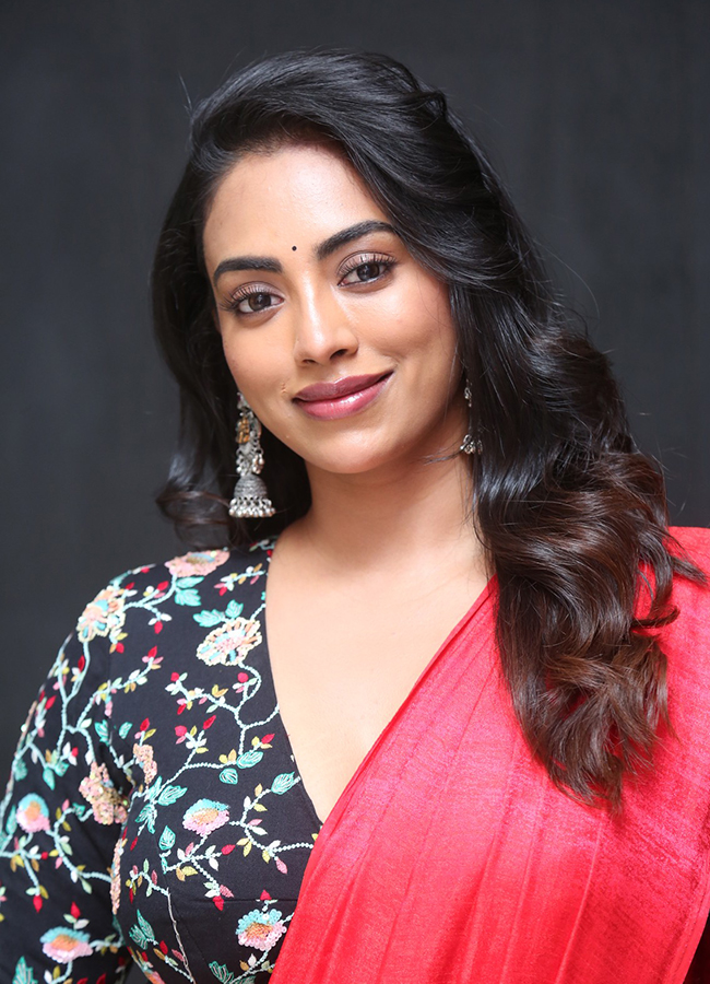 Actress Kamakshi Bhaskarla Exclusive Interview HD Photos2