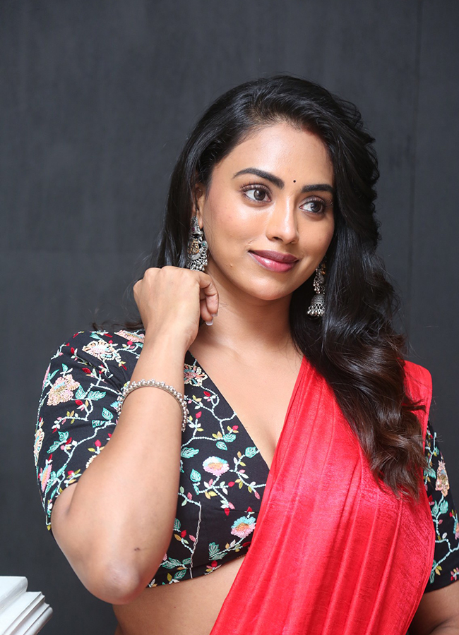 Actress Kamakshi Bhaskarla Exclusive Interview HD Photos22
