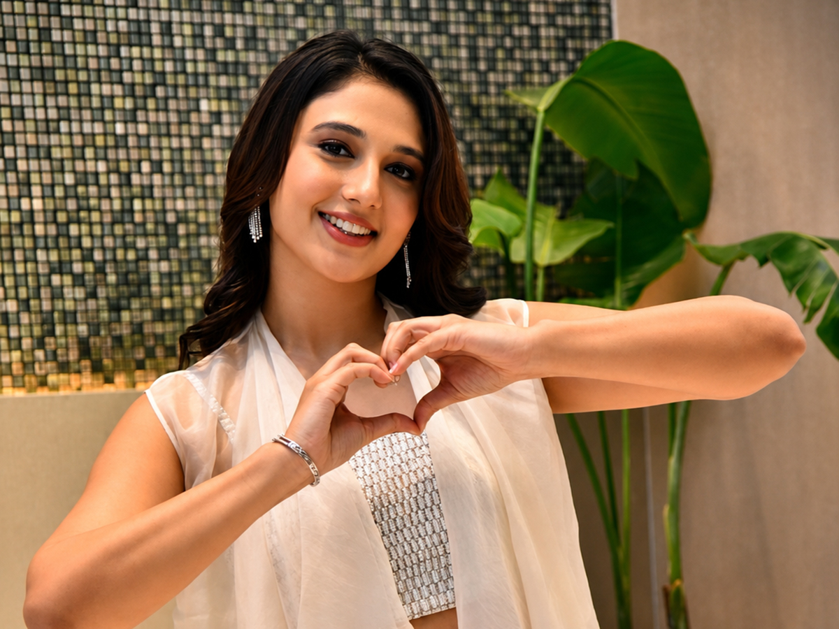 Actress Ritika Nayak latest photos viral1